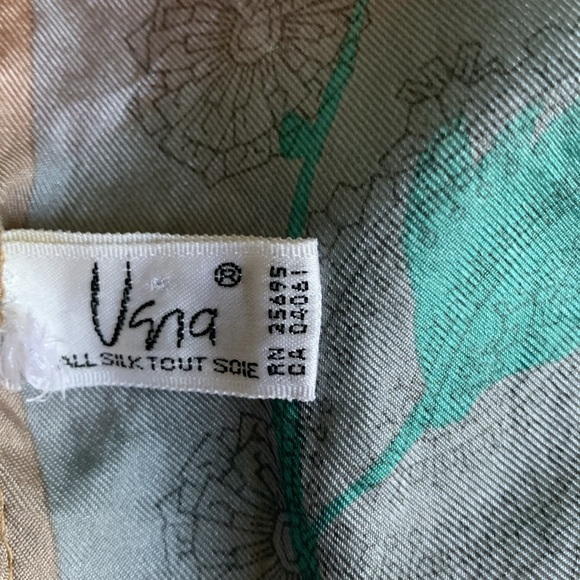 Vintage Vera Neumann Silk Scarf - Picture 5 of 6
